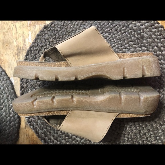 RESERVED Arizona Boho Sandal EUC - Picture 4 of 6